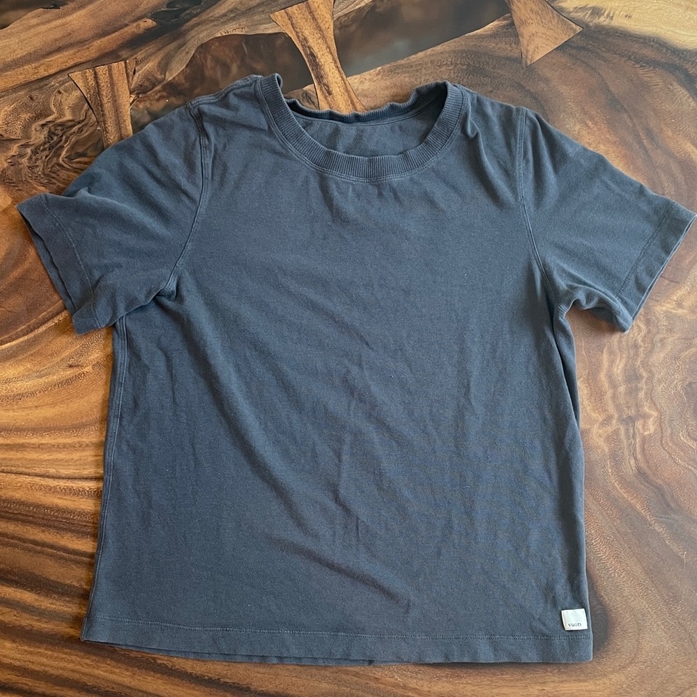 Vuori Gray Tee